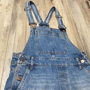 BDG Jean Shorts Overalls S